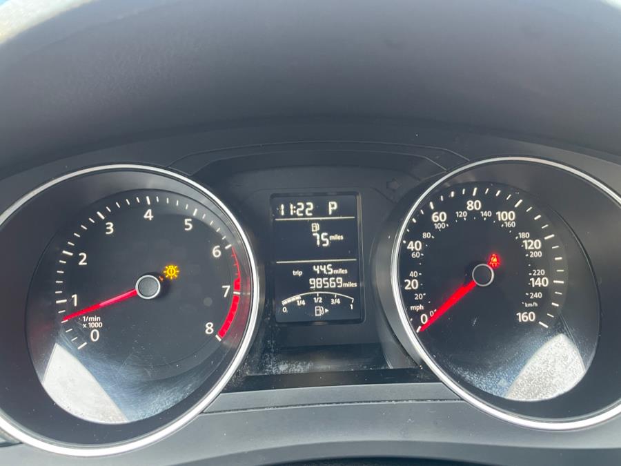 2015 Volkswagen Jetta Sedan 4dr Auto 1.8T SE PZEV, available for sale in Vernon, Connecticut | Diamond Auto Cars LLC. Vernon, Connecticut 2015 Volkswagen Jetta Sedan 4dr Auto 1.8T SE PZEV, available for sale in Vernon, Connecticut | Diamond Auto Cars LLC. Vernon, Connecticut