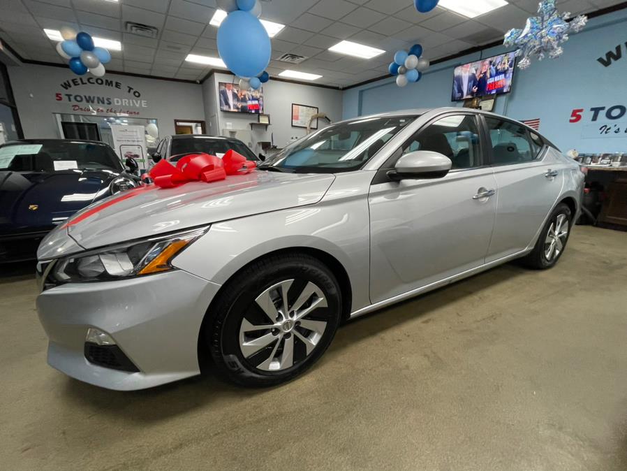 2020 Nissan Altima 2.5 S Sedan, available for sale in Inwood, New York | 5 Towns Drive. Inwood, New York 2020 Nissan Altima 2.5 S Sedan, available for sale in Inwood, New York | 5 Towns Drive. Inwood, New York