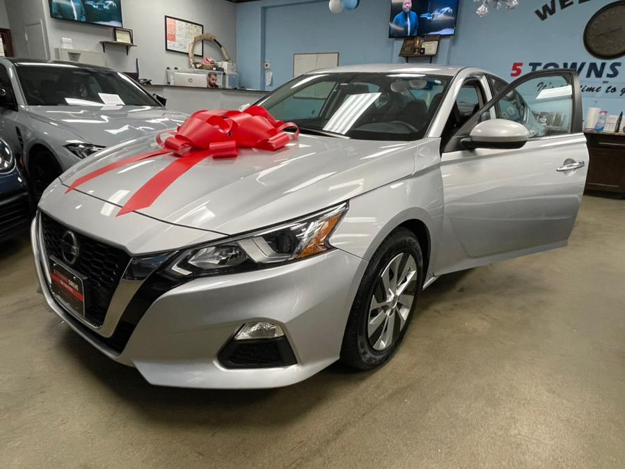 2020 Nissan Altima 2.5 S Sedan, available for sale in Inwood, New York | 5 Towns Drive. Inwood, New York 2020 Nissan Altima 2.5 S Sedan, available for sale in Inwood, New York | 5 Towns Drive. Inwood, New York