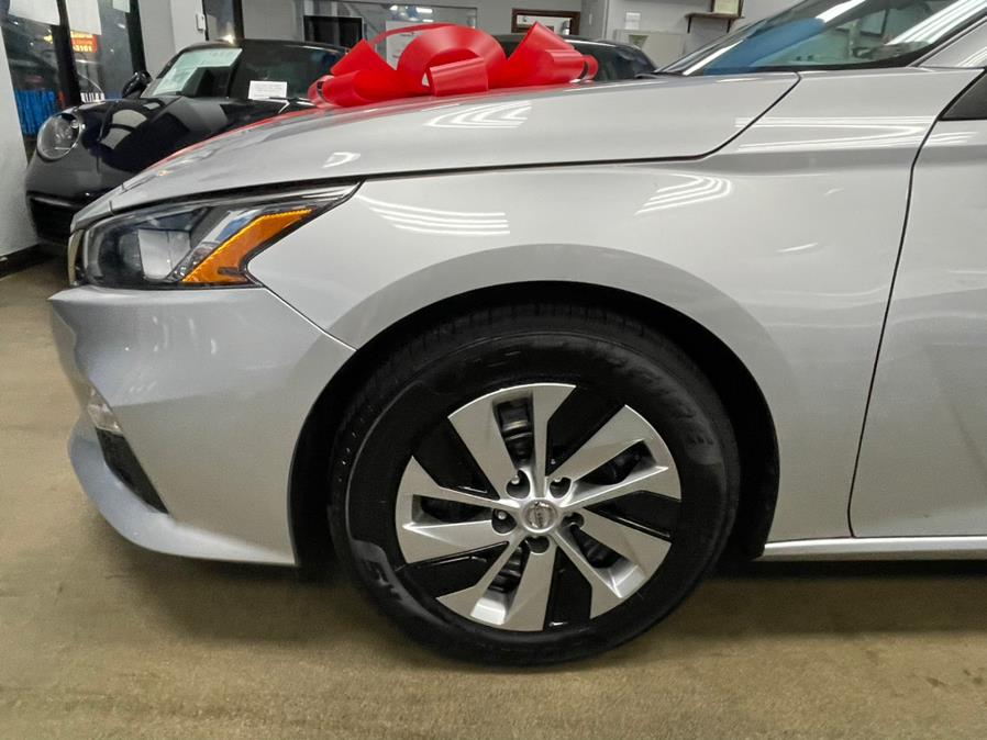 2020 Nissan Altima 2.5 S Sedan, available for sale in Inwood, New York | 5 Towns Drive. Inwood, New York 2020 Nissan Altima 2.5 S Sedan, available for sale in Inwood, New York | 5 Towns Drive. Inwood, New York