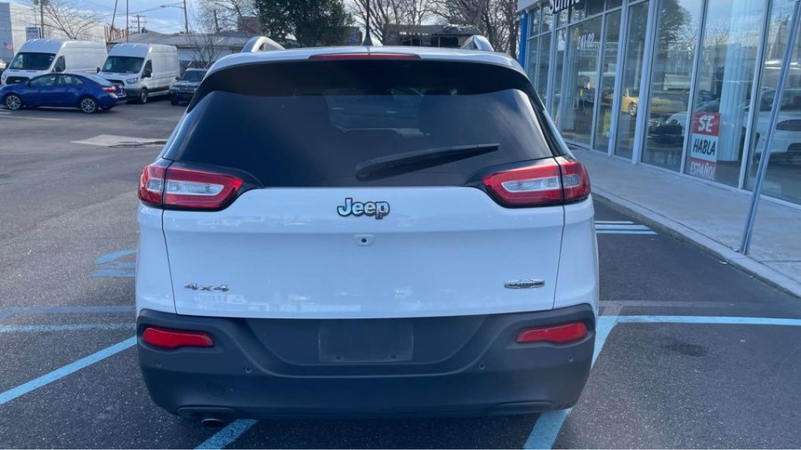 Used Jeep Cherokee Latitude 2017 | Sunrise of Elmont. Elmont, New York Used Jeep Cherokee Latitude 2017 | Sunrise of Elmont. Elmont, New York