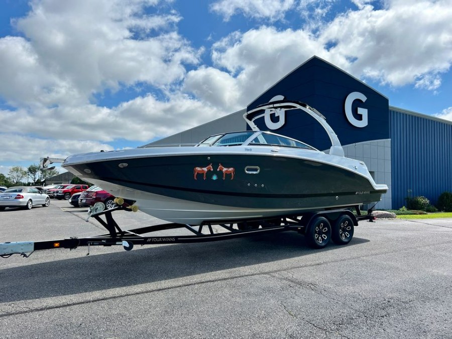 2022 Four Winns HD8 BOAT, available for sale in Darien, Wisconsin | Geneva Motor Cars. Darien, Wisconsin