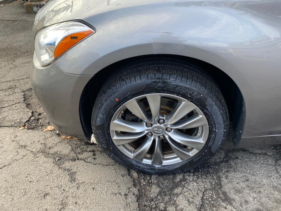 2013 INFINITI M37 4dr Sdn AWD, available for sale in Hartford, Connecticut | VEB Auto Sales. Hartford, Connecticut 2013 INFINITI M37 4dr Sdn AWD, available for sale in Hartford, Connecticut | VEB Auto Sales. Hartford, Connecticut