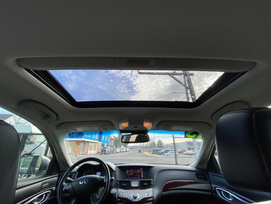 2013 INFINITI M37 4dr Sdn AWD, available for sale in Hartford, Connecticut | VEB Auto Sales. Hartford, Connecticut 2013 INFINITI M37 4dr Sdn AWD, available for sale in Hartford, Connecticut | VEB Auto Sales. Hartford, Connecticut