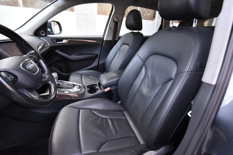 2013 Audi Q5 quattro 4dr 2.0T Premium Plus, available for sale in Waterbury, Connecticut | Highline Car Connection. Waterbury, Connecticut 2013 Audi Q5 quattro 4dr 2.0T Premium Plus, available for sale in Waterbury, Connecticut | Highline Car Connection. Waterbury, Connecticut