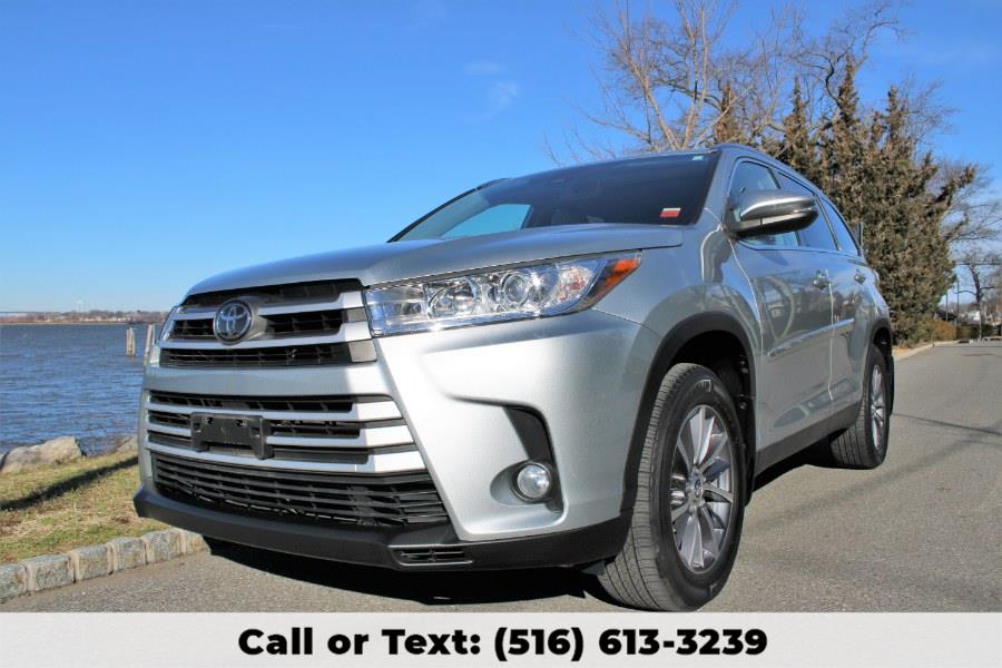 2019 Toyota Highlander XLE V6 AWD, available for sale in Great Neck, New York | Great Neck Car Buyers & Sellers. Great Neck, New York 2019 Toyota Highlander XLE V6 AWD, available for sale in Great Neck, New York | Great Neck Car Buyers & Sellers. Great Neck, New York