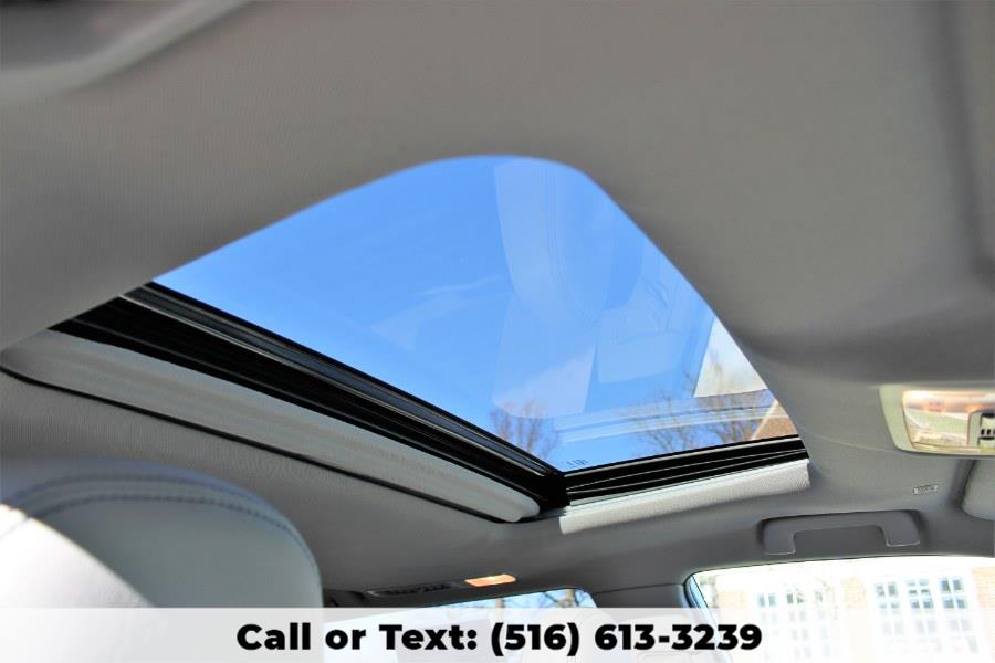 2019 Toyota Highlander XLE V6 AWD, available for sale in Great Neck, New York | Great Neck Car Buyers & Sellers. Great Neck, New York 2019 Toyota Highlander XLE V6 AWD, available for sale in Great Neck, New York | Great Neck Car Buyers & Sellers. Great Neck, New York