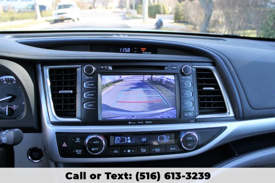 2019 Toyota Highlander XLE V6 AWD, available for sale in Great Neck, New York | Great Neck Car Buyers & Sellers. Great Neck, New York 2019 Toyota Highlander XLE V6 AWD, available for sale in Great Neck, New York | Great Neck Car Buyers & Sellers. Great Neck, New York