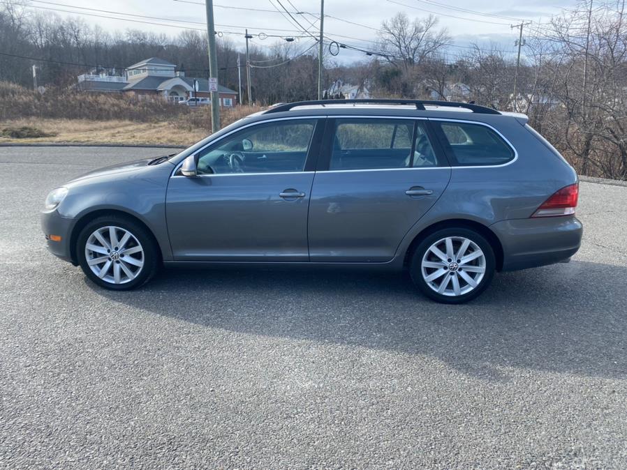 2012 Volkswagen Jetta SportWagen 4dr DSG TDI w/Sunroof, available for sale in Waterbury, Connecticut | Platinum Auto Care. Waterbury, Connecticut 2012 Volkswagen Jetta SportWagen 4dr DSG TDI w/Sunroof, available for sale in Waterbury, Connecticut | Platinum Auto Care. Waterbury, Connecticut