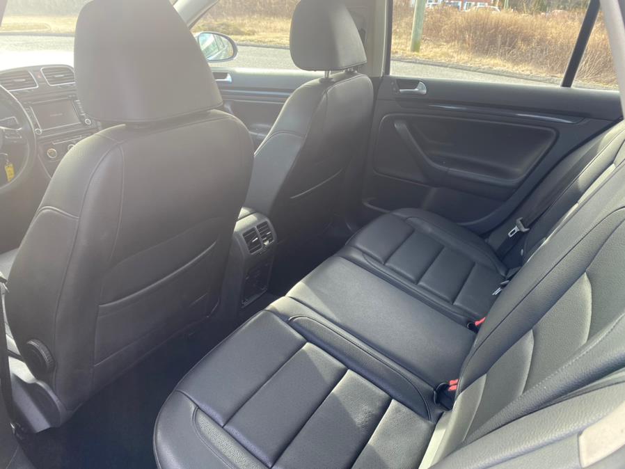 2012 Volkswagen Jetta SportWagen 4dr DSG TDI w/Sunroof, available for sale in Waterbury, Connecticut | Platinum Auto Care. Waterbury, Connecticut 2012 Volkswagen Jetta SportWagen 4dr DSG TDI w/Sunroof, available for sale in Waterbury, Connecticut | Platinum Auto Care. Waterbury, Connecticut