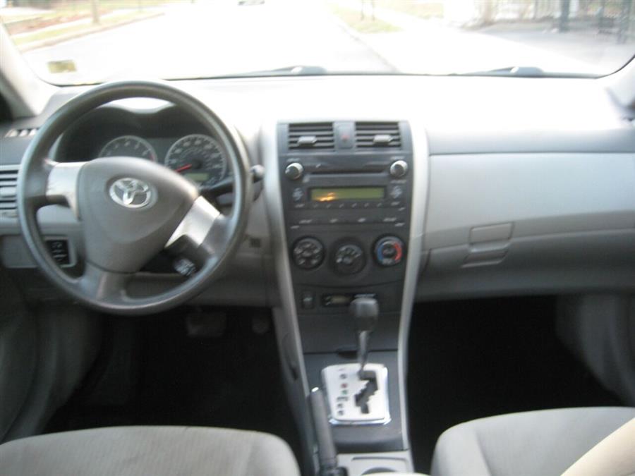 2010 Toyota Corolla LE 4dr Sedan 4A, available for sale in Massapequa, New York | Rite Choice Auto Inc.. Massapequa, New York 2010 Toyota Corolla LE 4dr Sedan 4A, available for sale in Massapequa, New York | Rite Choice Auto Inc.. Massapequa, New York