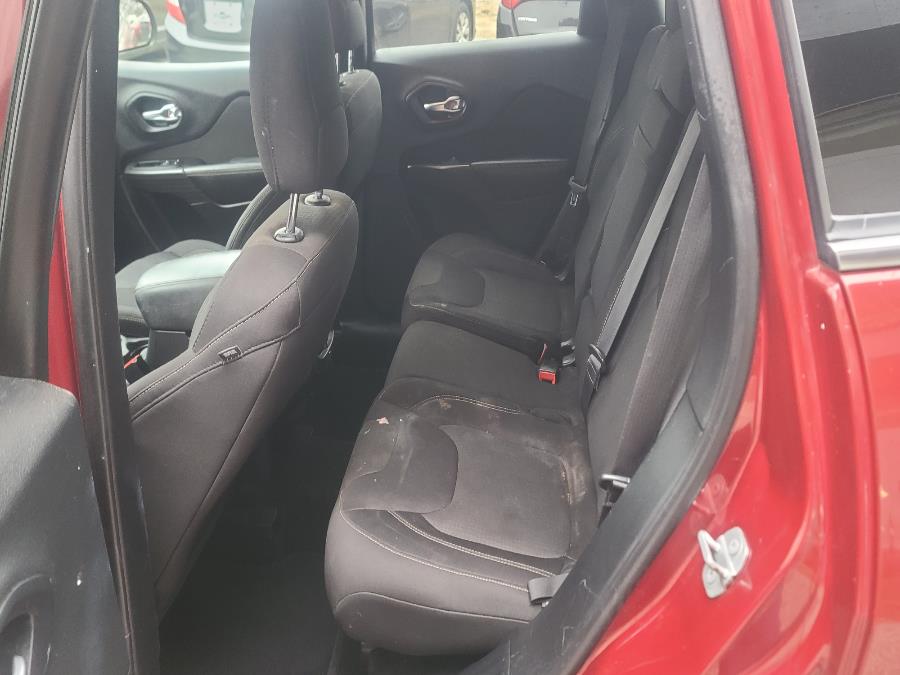 2015 Jeep Cherokee 4WD 4dr Latitude, available for sale in Danbury, Connecticut | Safe Used Auto Sales LLC. Danbury, Connecticut 2015 Jeep Cherokee 4WD 4dr Latitude, available for sale in Danbury, Connecticut | Safe Used Auto Sales LLC. Danbury, Connecticut