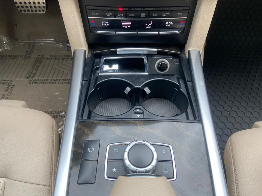 2016 Mercedes-Benz E-Class 4dr Sdn E 350 Luxury 4MATIC, available for sale in Newark, New Jersey | Champion Used Auto Sales LLC. Newark, New Jersey 2016 Mercedes-Benz E-Class 4dr Sdn E 350 Luxury 4MATIC, available for sale in Newark, New Jersey | Champion Used Auto Sales LLC. Newark, New Jersey