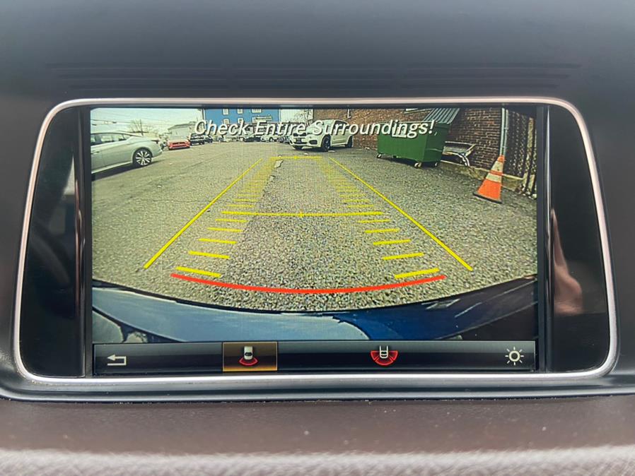 2016 Mercedes-Benz E-Class 4dr Sdn E 350 Luxury 4MATIC, available for sale in Newark, New Jersey | Champion Used Auto Sales LLC. Newark, New Jersey 2016 Mercedes-Benz E-Class 4dr Sdn E 350 Luxury 4MATIC, available for sale in Newark, New Jersey | Champion Used Auto Sales LLC. Newark, New Jersey