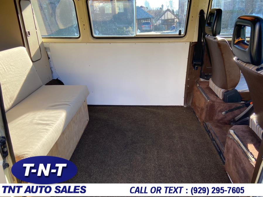 1982 Volkswagen Vanagon/Campmobile Bus, available for sale in Bronx, New York | TNT Auto Sales USA inc. Bronx, New York 1982 Volkswagen Vanagon/Campmobile Bus, available for sale in Bronx, New York | TNT Auto Sales USA inc. Bronx, New York