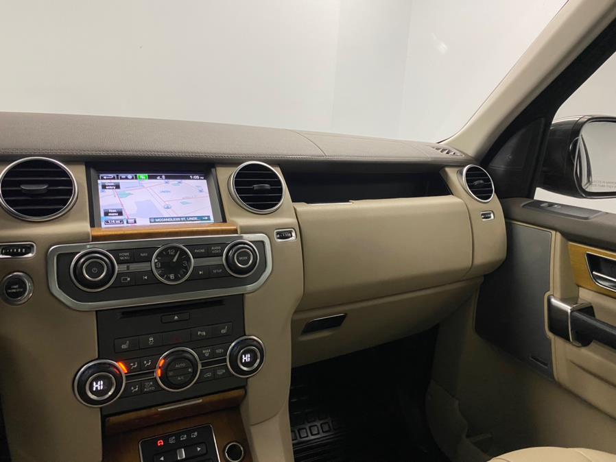 2016 Land Rover LR4 4WD 4dr HSE Silver Edition, available for sale in Elizabeth, New Jersey | M Auto Group. Elizabeth, New Jersey 2016 Land Rover LR4 4WD 4dr HSE Silver Edition, available for sale in Elizabeth, New Jersey | M Auto Group. Elizabeth, New Jersey