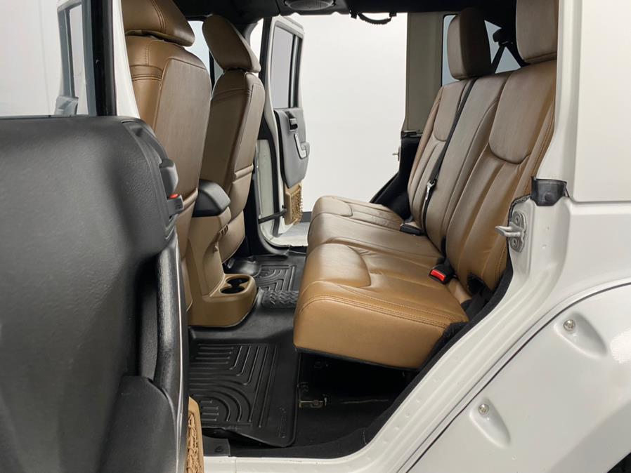 2013 Jeep Wrangler Unlimited 4WD 4dr Rubicon, available for sale in Elizabeth, New Jersey | M Auto Group. Elizabeth, New Jersey 2013 Jeep Wrangler Unlimited 4WD 4dr Rubicon, available for sale in Elizabeth, New Jersey | M Auto Group. Elizabeth, New Jersey