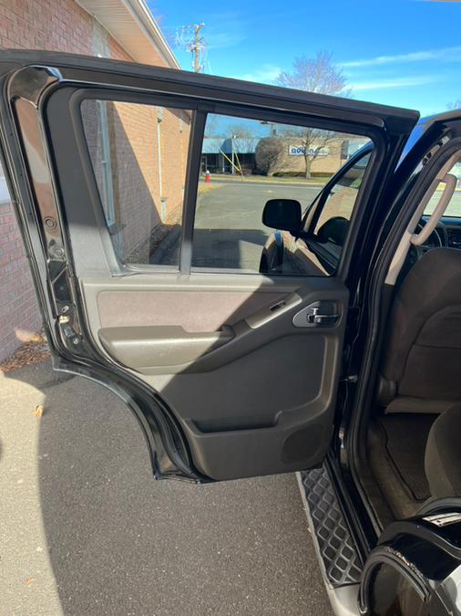 2006 Nissan Pathfinder S 4WD, available for sale in New Britain, Connecticut | Supreme Automotive. New Britain, Connecticut 2006 Nissan Pathfinder S 4WD, available for sale in New Britain, Connecticut | Supreme Automotive. New Britain, Connecticut