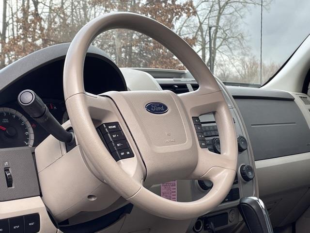 2008 Ford Escape Hybrid, available for sale in Brookfield, Connecticut | Blasius Federal Road. Brookfield, Connecticut 2008 Ford Escape Hybrid, available for sale in Brookfield, Connecticut | Blasius Federal Road. Brookfield, Connecticut