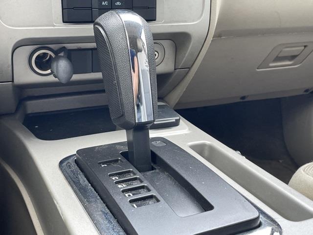 2008 Ford Escape Hybrid, available for sale in Brookfield, Connecticut | Blasius Federal Road. Brookfield, Connecticut 2008 Ford Escape Hybrid, available for sale in Brookfield, Connecticut | Blasius Federal Road. Brookfield, Connecticut
