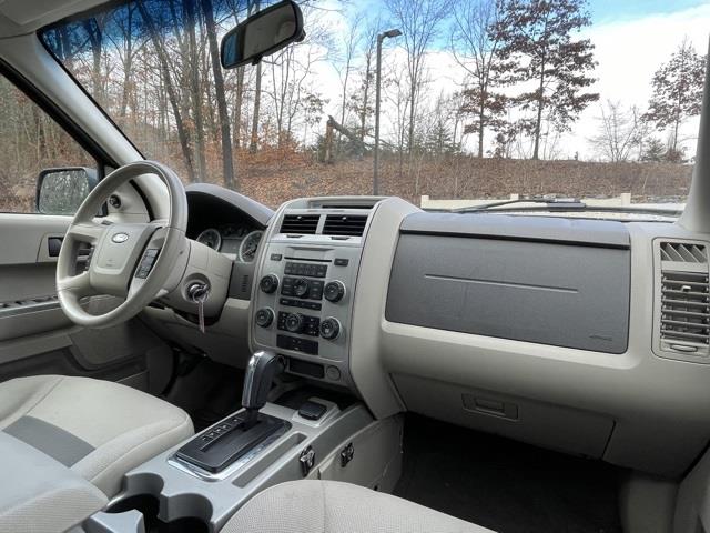 2008 Ford Escape Hybrid, available for sale in Brookfield, Connecticut | Blasius Federal Road. Brookfield, Connecticut 2008 Ford Escape Hybrid, available for sale in Brookfield, Connecticut | Blasius Federal Road. Brookfield, Connecticut