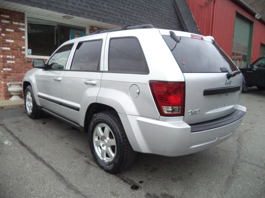 2008 Jeep Grand Cherokee 4WD 4dr Laredo, available for sale in Naugatuck, Connecticut | Riverside Motorcars, LLC. Naugatuck, Connecticut 2008 Jeep Grand Cherokee 4WD 4dr Laredo, available for sale in Naugatuck, Connecticut | Riverside Motorcars, LLC. Naugatuck, Connecticut