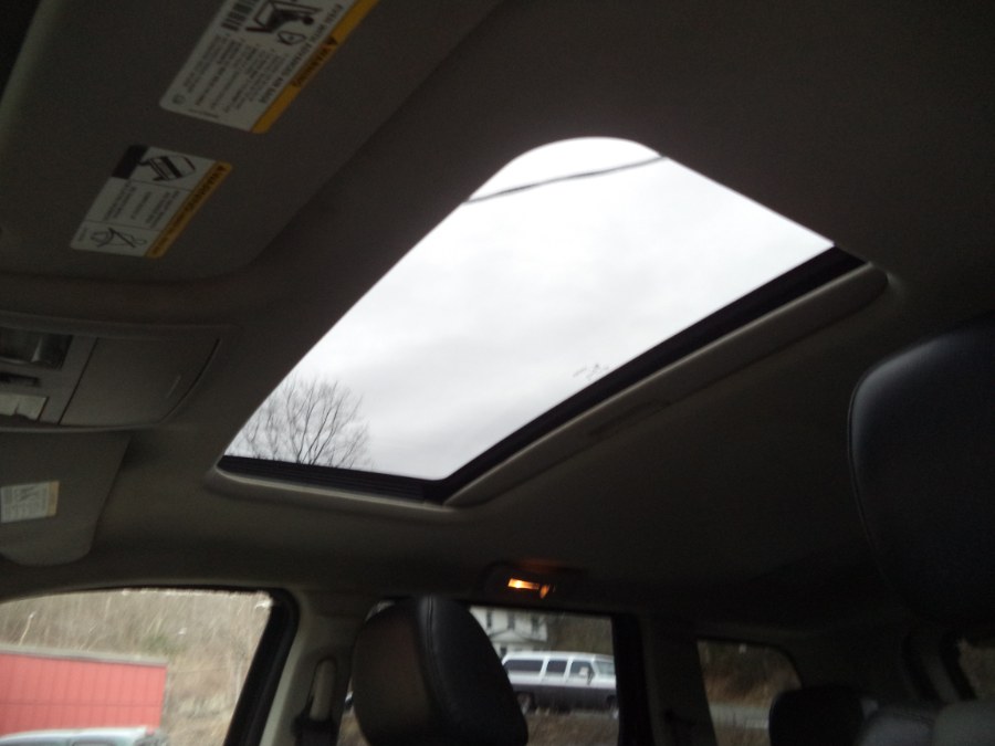 2008 Jeep Grand Cherokee 4WD 4dr Laredo, available for sale in Naugatuck, Connecticut | Riverside Motorcars, LLC. Naugatuck, Connecticut 2008 Jeep Grand Cherokee 4WD 4dr Laredo, available for sale in Naugatuck, Connecticut | Riverside Motorcars, LLC. Naugatuck, Connecticut