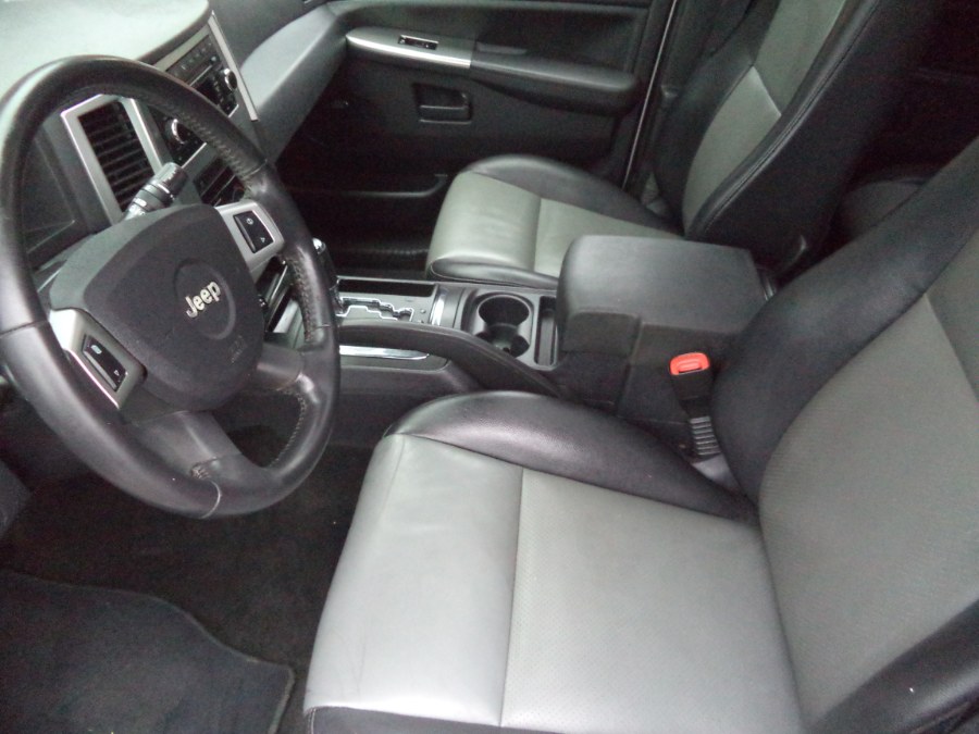2008 Jeep Grand Cherokee 4WD 4dr Laredo, available for sale in Naugatuck, Connecticut | Riverside Motorcars, LLC. Naugatuck, Connecticut 2008 Jeep Grand Cherokee 4WD 4dr Laredo, available for sale in Naugatuck, Connecticut | Riverside Motorcars, LLC. Naugatuck, Connecticut
