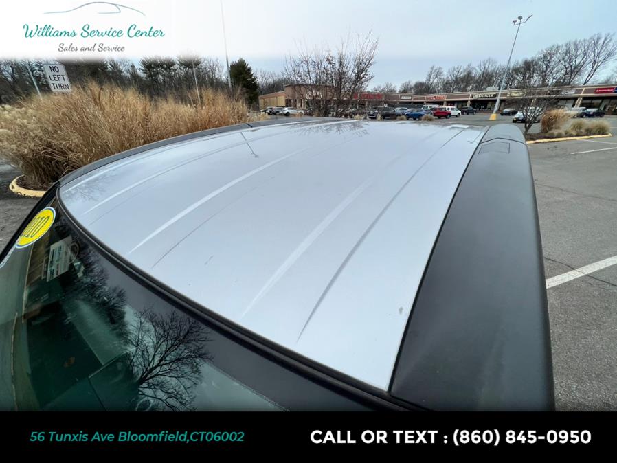 2010 Honda Element 4WD 5dr Auto LX, available for sale in Bloomfield, Connecticut | Williams Service Center. Bloomfield, Connecticut 2010 Honda Element 4WD 5dr Auto LX, available for sale in Bloomfield, Connecticut | Williams Service Center. Bloomfield, Connecticut