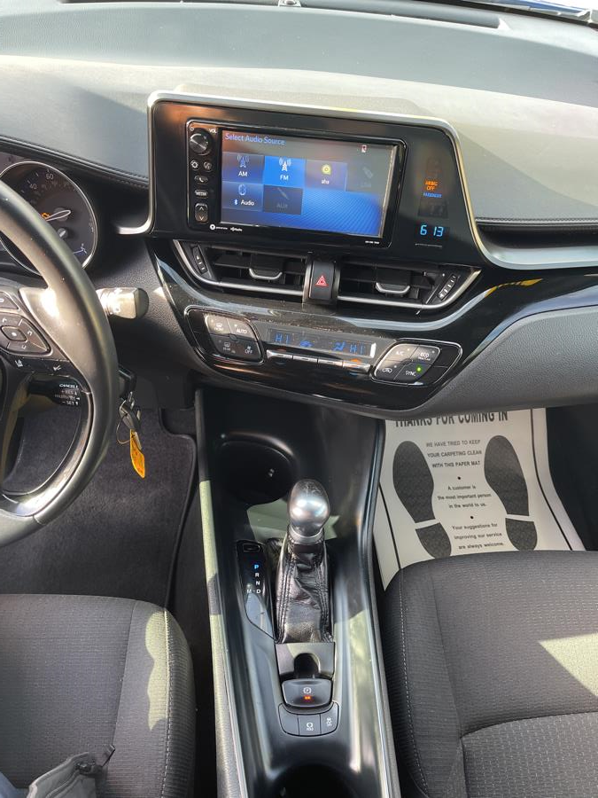 2018 Toyota C-HR XLE Premium FWD (Natl), available for sale in Bronx, New York | New York Motors Group Solutions LLC. Bronx, New York 2018 Toyota C-HR XLE Premium FWD (Natl), available for sale in Bronx, New York | New York Motors Group Solutions LLC. Bronx, New York
