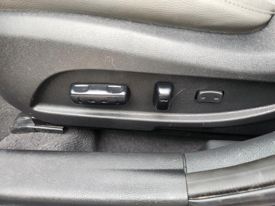 2013 Hyundai Sonata 4dr Sdn 2.4L Auto SE, available for sale in West Babylon, New York | SGM Auto Sales. West Babylon, New York 2013 Hyundai Sonata 4dr Sdn 2.4L Auto SE, available for sale in West Babylon, New York | SGM Auto Sales. West Babylon, New York
