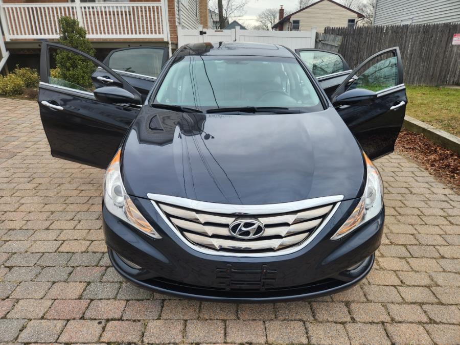 2013 Hyundai Sonata 4dr Sdn 2.4L Auto SE, available for sale in West Babylon, New York | SGM Auto Sales. West Babylon, New York 2013 Hyundai Sonata 4dr Sdn 2.4L Auto SE, available for sale in West Babylon, New York | SGM Auto Sales. West Babylon, New York