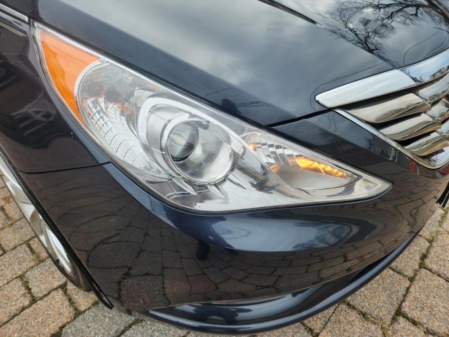 2013 Hyundai Sonata 4dr Sdn 2.4L Auto SE, available for sale in West Babylon, New York | SGM Auto Sales. West Babylon, New York 2013 Hyundai Sonata 4dr Sdn 2.4L Auto SE, available for sale in West Babylon, New York | SGM Auto Sales. West Babylon, New York