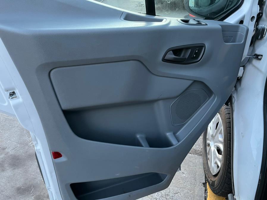 2015 Ford Transit Wagon T-150 130" Low Roof XL Sliding RH Dr, available for sale in Corona, New York | Raymonds Cars Inc. Corona, New York 2015 Ford Transit Wagon T-150 130" Low Roof XL Sliding RH Dr, available for sale in Corona, New York | Raymonds Cars Inc. Corona, New York
