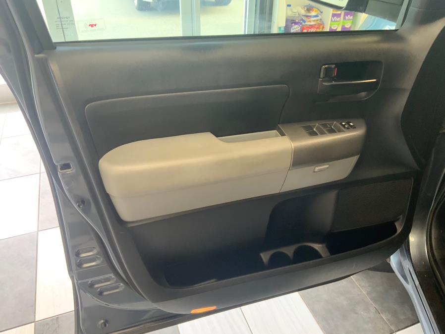 Used Toyota Tundra 4WD Truck Dbl 4.6L V8 6-Spd AT 2010 | Franklin Motors Auto Sales LLC. Hartford, Connecticut Used Toyota Tundra 4WD Truck Dbl 4.6L V8 6-Spd AT 2010 | Franklin Motors Auto Sales LLC. Hartford, Connecticut