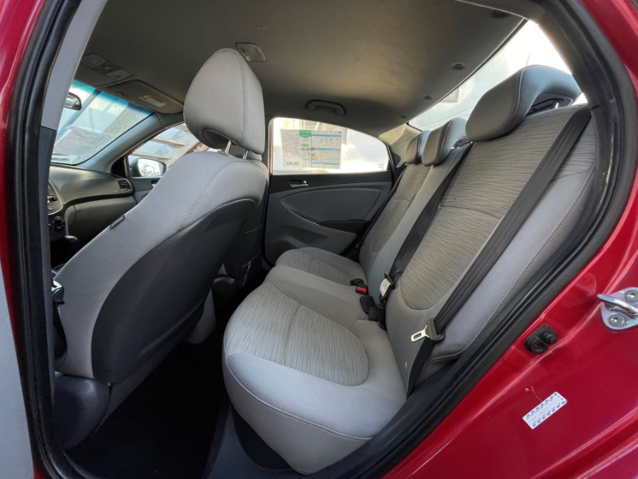 2017 Hyundai Accent SE Sedan Auto, available for sale in Corona, California | Green Light Auto. Corona, California 2017 Hyundai Accent SE Sedan Auto, available for sale in Corona, California | Green Light Auto. Corona, California