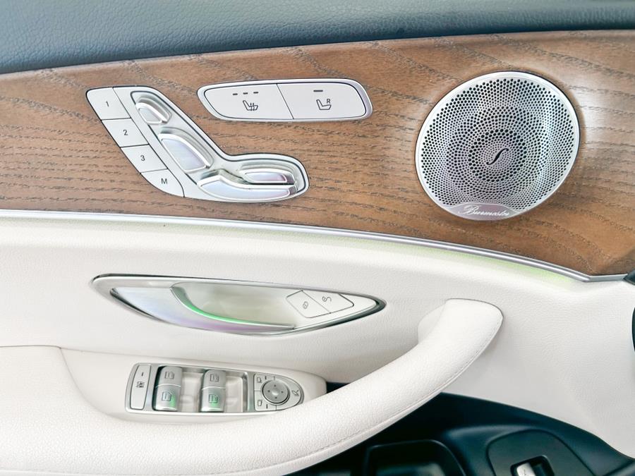 2019 Mercedes-Benz E-Class E 300 4MATIC Sedan, available for sale in Franklin Square, New York | Luxury Motor Club. Franklin Square, New York 2019 Mercedes-Benz E-Class E 300 4MATIC Sedan, available for sale in Franklin Square, New York | Luxury Motor Club. Franklin Square, New York