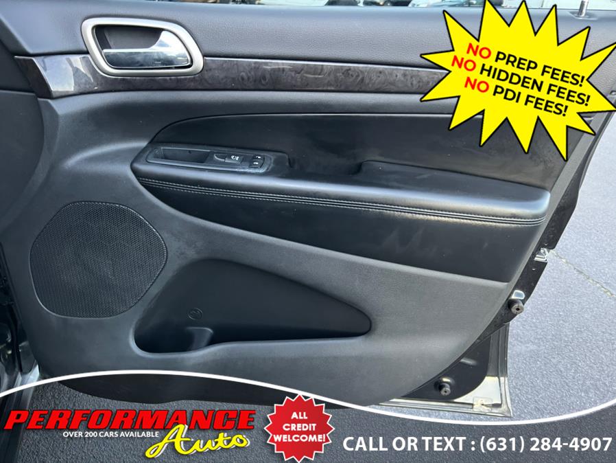 2011 Jeep Grand Cherokee 4WD 4dr Laredo, available for sale in Bohemia, New York | Performance Auto Inc. Bohemia, New York 2011 Jeep Grand Cherokee 4WD 4dr Laredo, available for sale in Bohemia, New York | Performance Auto Inc. Bohemia, New York