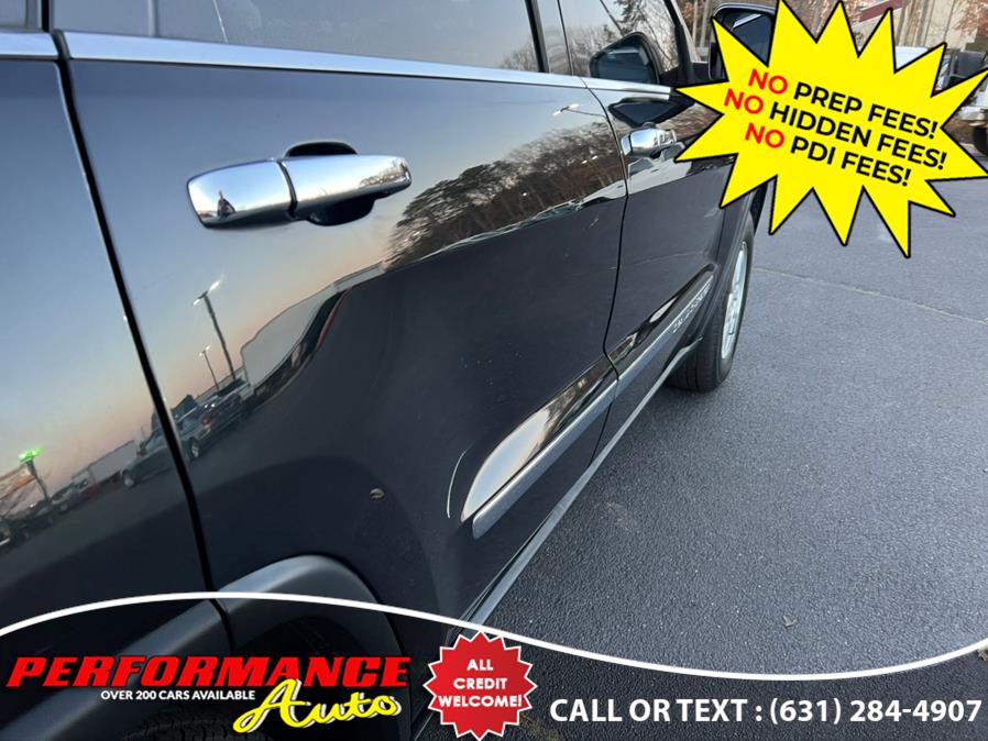 2011 Jeep Grand Cherokee 4WD 4dr Laredo, available for sale in Bohemia, New York | Performance Auto Inc. Bohemia, New York 2011 Jeep Grand Cherokee 4WD 4dr Laredo, available for sale in Bohemia, New York | Performance Auto Inc. Bohemia, New York