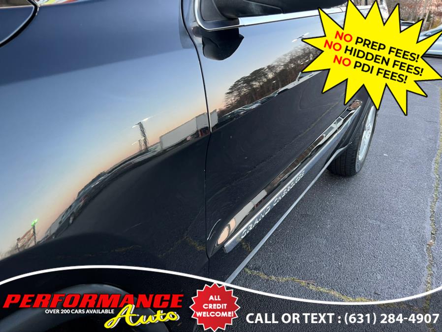 2011 Jeep Grand Cherokee 4WD 4dr Laredo, available for sale in Bohemia, New York | Performance Auto Inc. Bohemia, New York 2011 Jeep Grand Cherokee 4WD 4dr Laredo, available for sale in Bohemia, New York | Performance Auto Inc. Bohemia, New York