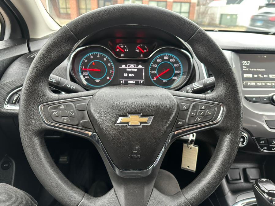 2016 Chevrolet Cruze 4dr Sdn Auto LT, available for sale in Manchester, Connecticut | Carsonmain LLC. Manchester, Connecticut 2016 Chevrolet Cruze 4dr Sdn Auto LT, available for sale in Manchester, Connecticut | Carsonmain LLC. Manchester, Connecticut