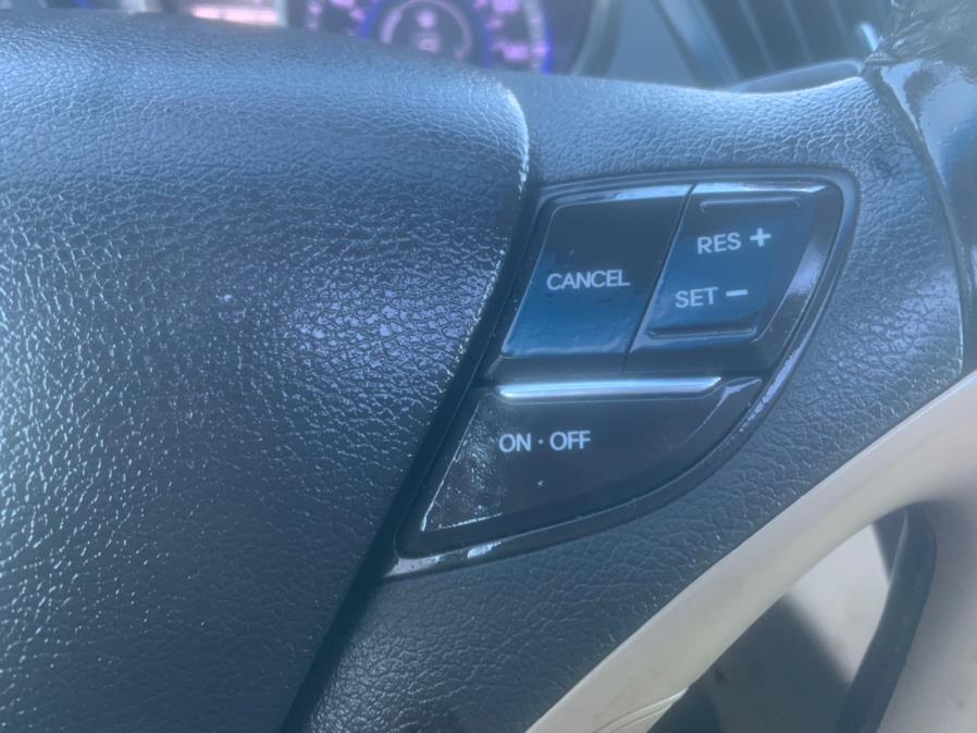 2014 Hyundai Sonata 4dr Sdn 2.4L Auto Limited PZEV, available for sale in Taunton, Massachusetts | Rt 138 Auto Center Inc . Taunton, Massachusetts 2014 Hyundai Sonata 4dr Sdn 2.4L Auto Limited PZEV, available for sale in Taunton, Massachusetts | Rt 138 Auto Center Inc . Taunton, Massachusetts
