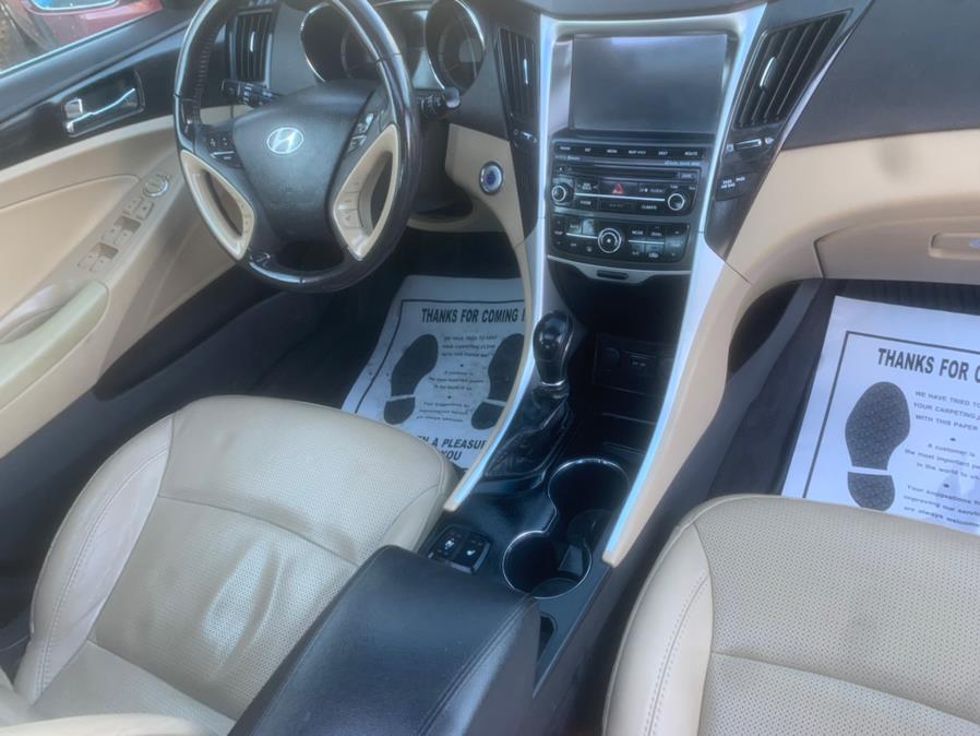 2014 Hyundai Sonata 4dr Sdn 2.4L Auto Limited PZEV, available for sale in Taunton, Massachusetts | Rt 138 Auto Center Inc . Taunton, Massachusetts 2014 Hyundai Sonata 4dr Sdn 2.4L Auto Limited PZEV, available for sale in Taunton, Massachusetts | Rt 138 Auto Center Inc . Taunton, Massachusetts