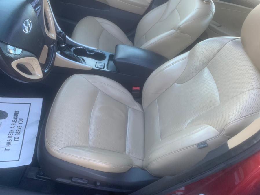 2014 Hyundai Sonata 4dr Sdn 2.4L Auto Limited PZEV, available for sale in Taunton, Massachusetts | Rt 138 Auto Center Inc . Taunton, Massachusetts 2014 Hyundai Sonata 4dr Sdn 2.4L Auto Limited PZEV, available for sale in Taunton, Massachusetts | Rt 138 Auto Center Inc . Taunton, Massachusetts