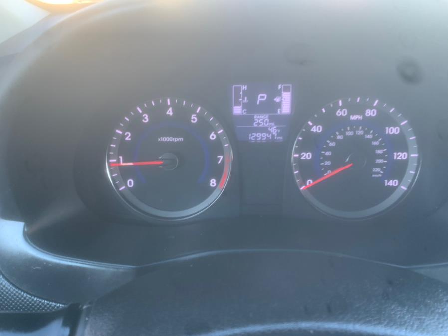 2017 Hyundai Accent Value Edition Sedan Auto, available for sale in Taunton, Massachusetts | Rt 138 Auto Center Inc . Taunton, Massachusetts 2017 Hyundai Accent Value Edition Sedan Auto, available for sale in Taunton, Massachusetts | Rt 138 Auto Center Inc . Taunton, Massachusetts