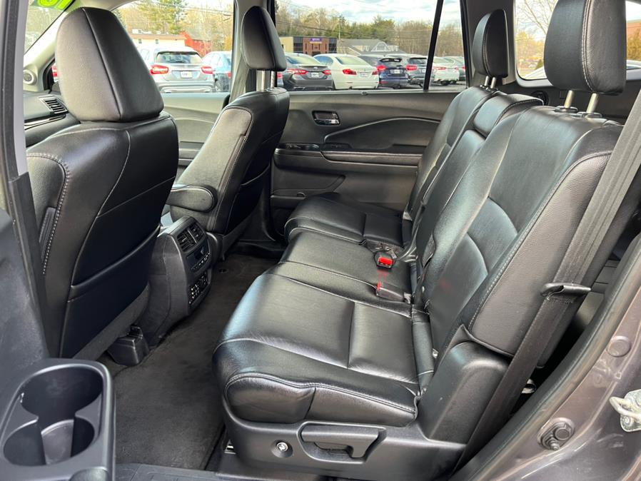 2018 Honda Pilot Touring AWD, available for sale in Berlin, Connecticut | Tru Auto Mall. Berlin, Connecticut 2018 Honda Pilot Touring AWD, available for sale in Berlin, Connecticut | Tru Auto Mall. Berlin, Connecticut