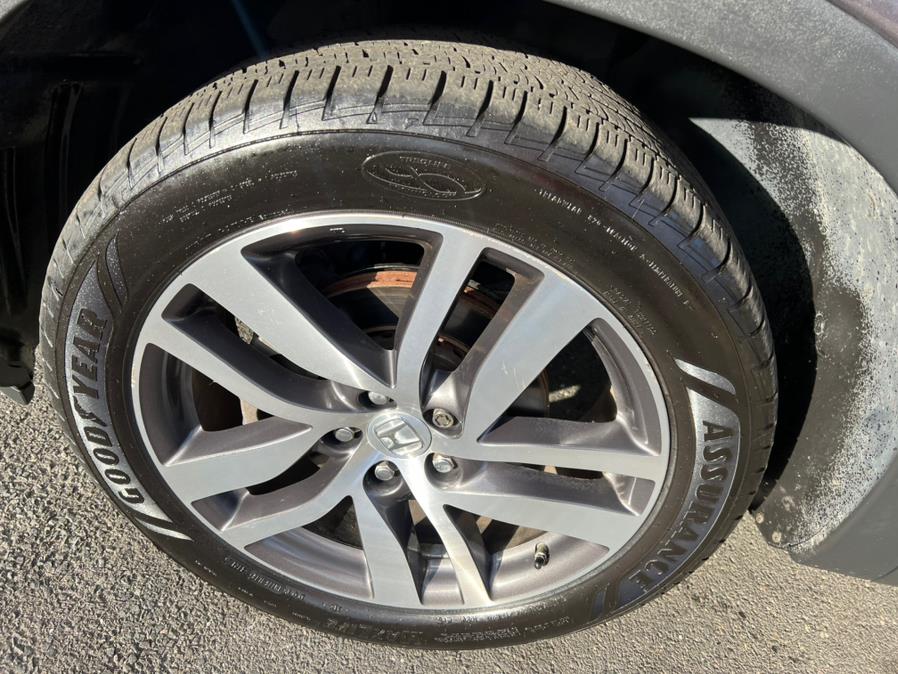 2018 Honda Pilot Touring AWD, available for sale in Berlin, Connecticut | Tru Auto Mall. Berlin, Connecticut 2018 Honda Pilot Touring AWD, available for sale in Berlin, Connecticut | Tru Auto Mall. Berlin, Connecticut