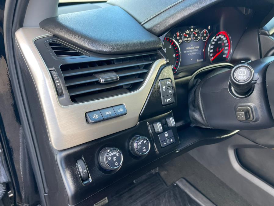 2016 GMC Yukon XL 4WD 4dr Denali, available for sale in South Windsor, Connecticut | Mike And Tony Auto Sales, Inc. South Windsor, Connecticut 2016 GMC Yukon XL 4WD 4dr Denali, available for sale in South Windsor, Connecticut | Mike And Tony Auto Sales, Inc. South Windsor, Connecticut