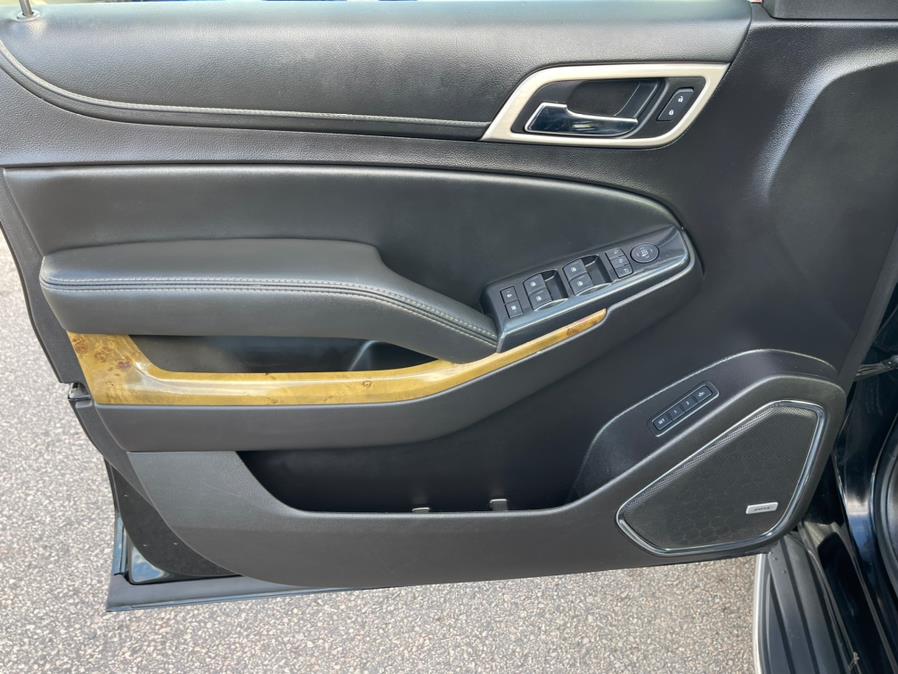 2016 GMC Yukon XL 4WD 4dr Denali, available for sale in South Windsor, Connecticut | Mike And Tony Auto Sales, Inc. South Windsor, Connecticut 2016 GMC Yukon XL 4WD 4dr Denali, available for sale in South Windsor, Connecticut | Mike And Tony Auto Sales, Inc. South Windsor, Connecticut