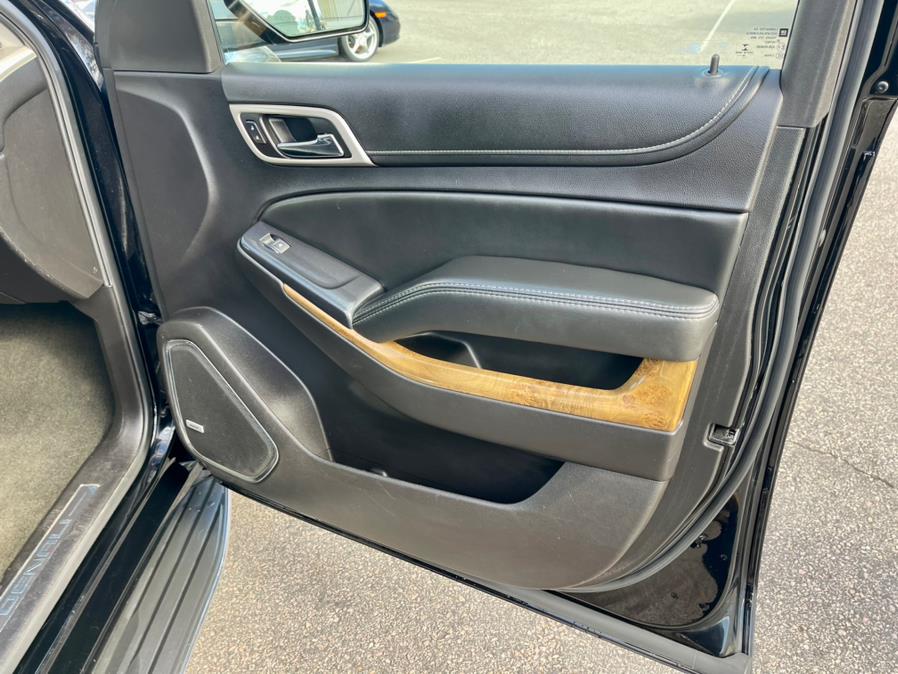 2016 GMC Yukon XL 4WD 4dr Denali, available for sale in South Windsor, Connecticut | Mike And Tony Auto Sales, Inc. South Windsor, Connecticut 2016 GMC Yukon XL 4WD 4dr Denali, available for sale in South Windsor, Connecticut | Mike And Tony Auto Sales, Inc. South Windsor, Connecticut